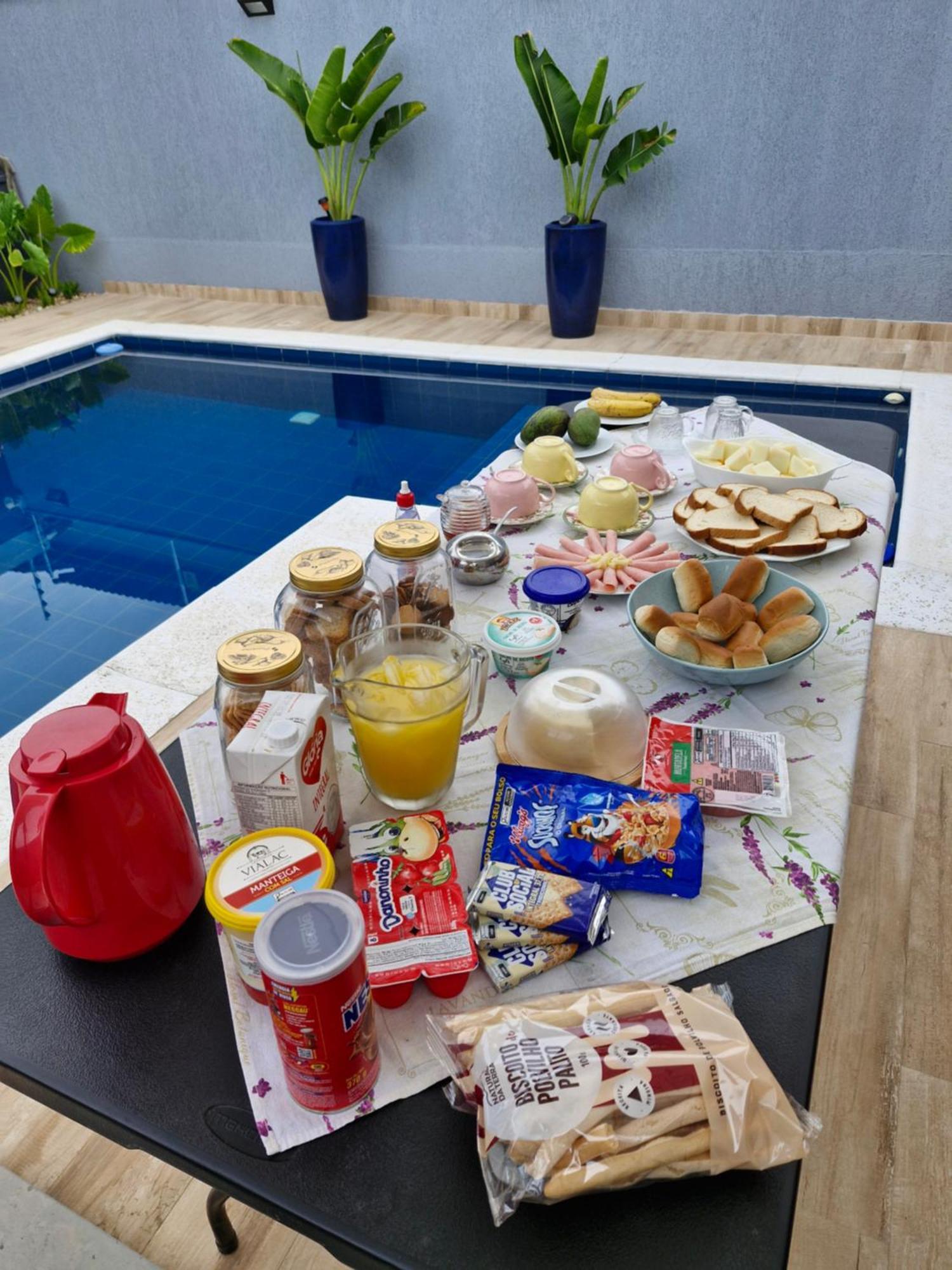 Suite Em Casa Familiar Da Mirian Нитерой Экстерьер фото